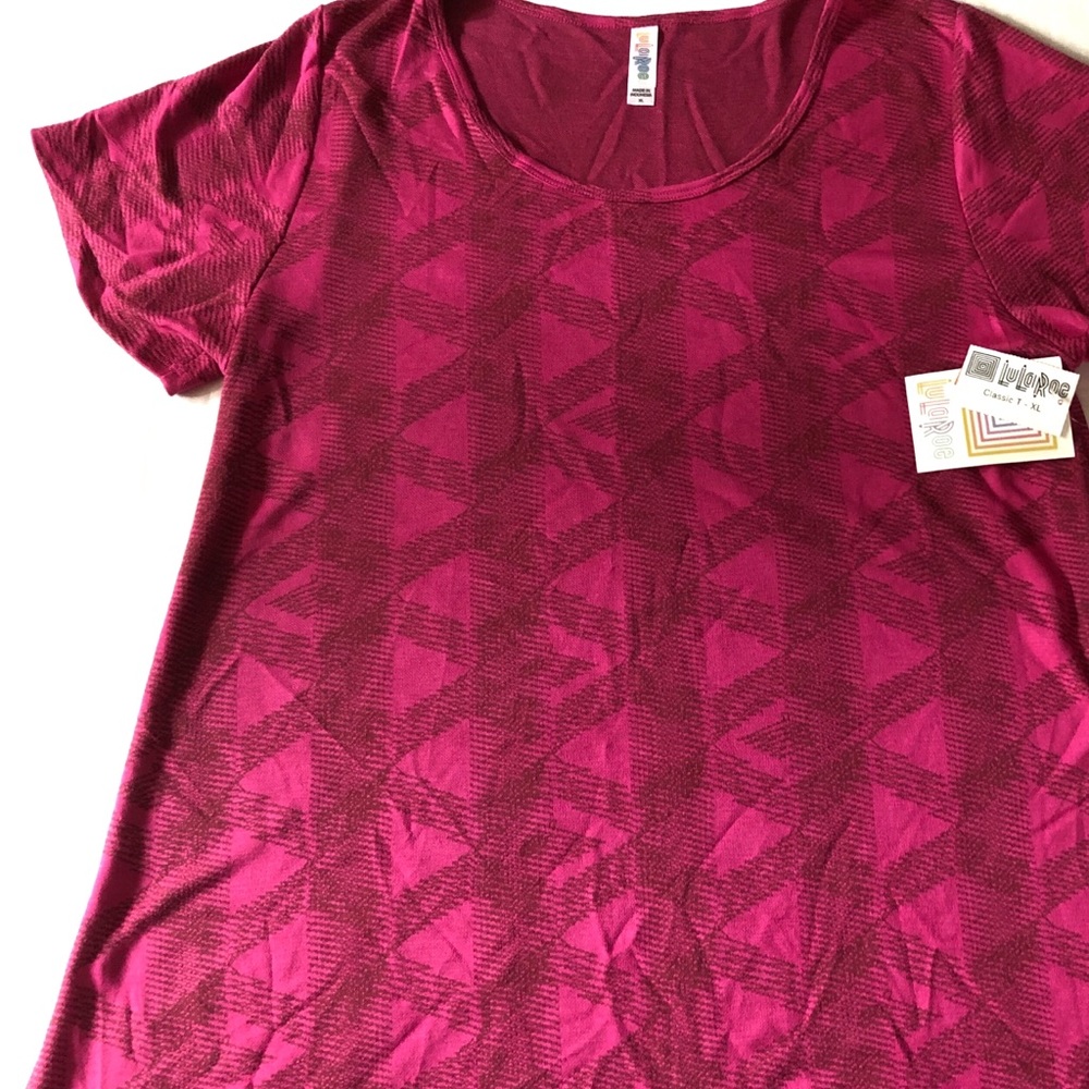 NWT LuLaRoe XL Classic T